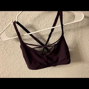 Lululemon criss cross bra